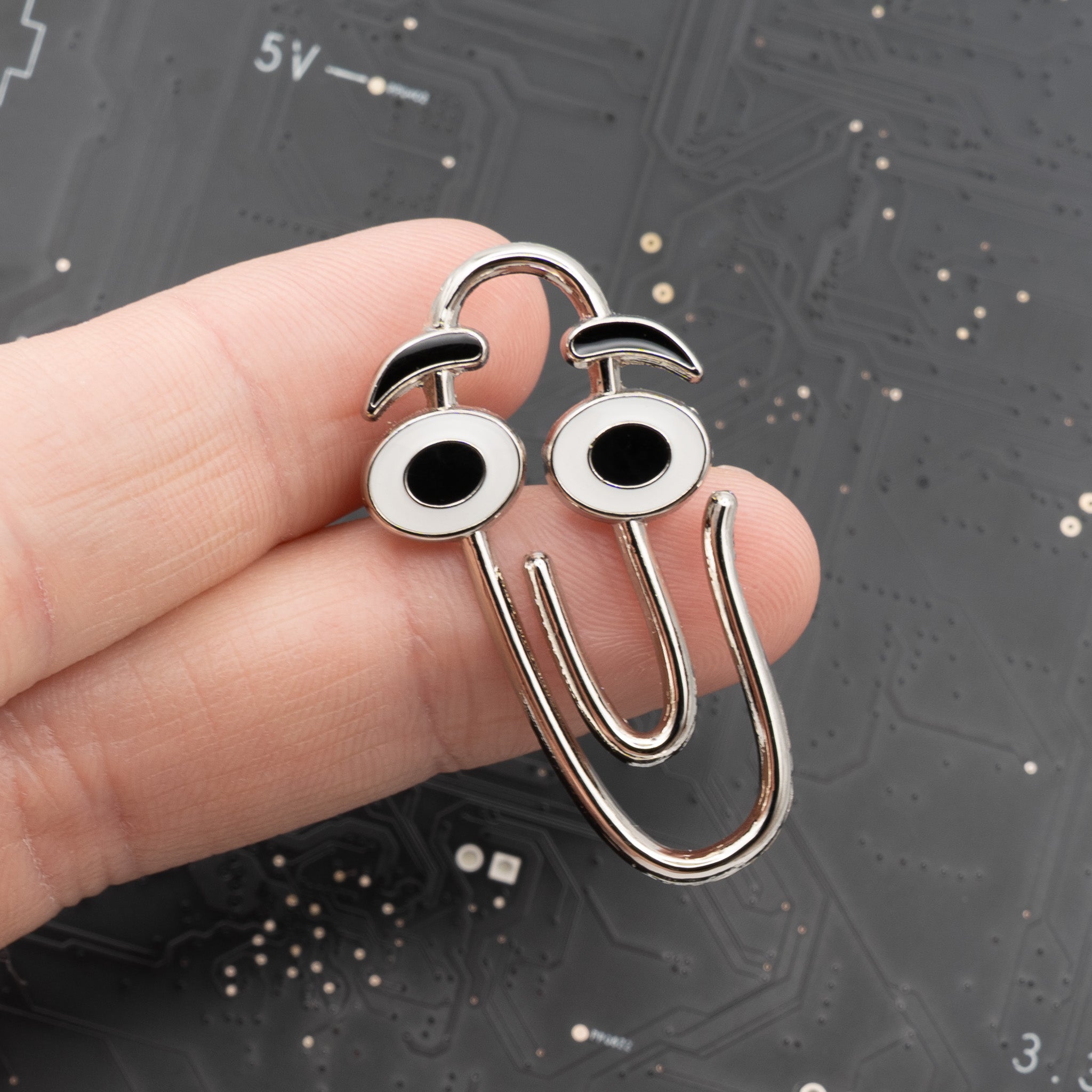 Pins – Glitchbits